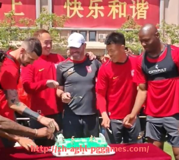 pg电子在线下载-英超球队每支队伍通常编制多少球员？